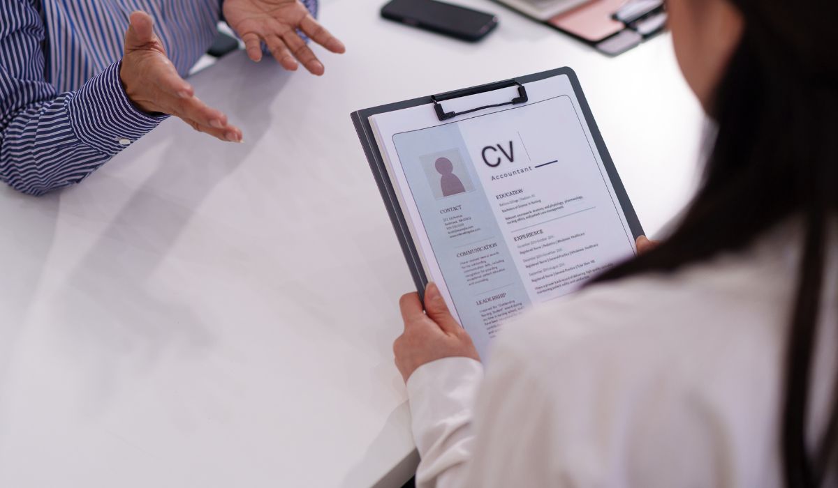 Crafting the Perfect CV for Qatar's Job Market